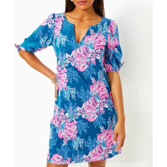 Lilly Pulitzer Dresses & Skirts - LILLY PULITZER
Easley T-Shirt Dress
Multi For The Fans
